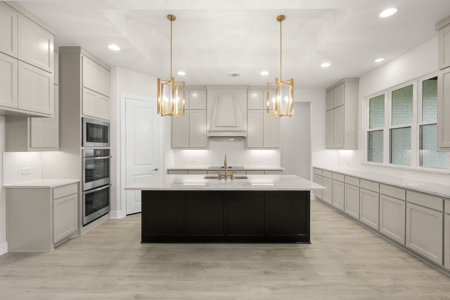 Furnished interior view inside a new home in Byrum Ranch, Venus (Image 9).