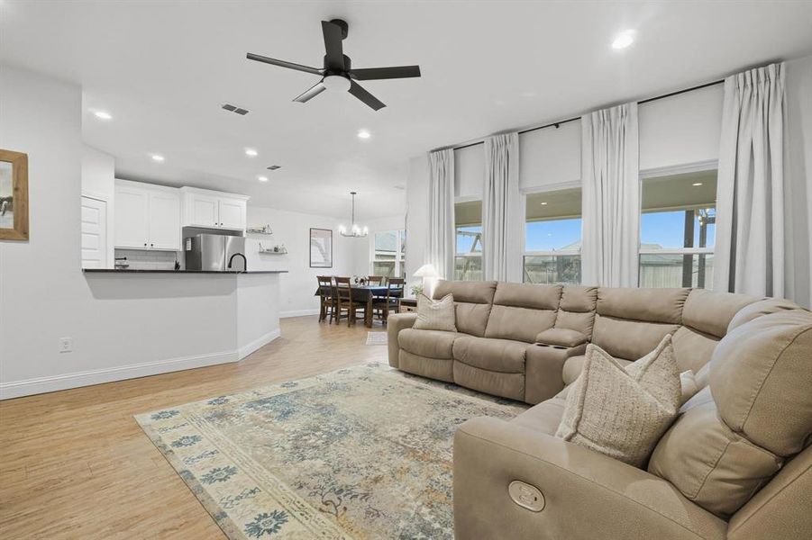 Furnished interior view inside a new home in , Abilene (Image 17).