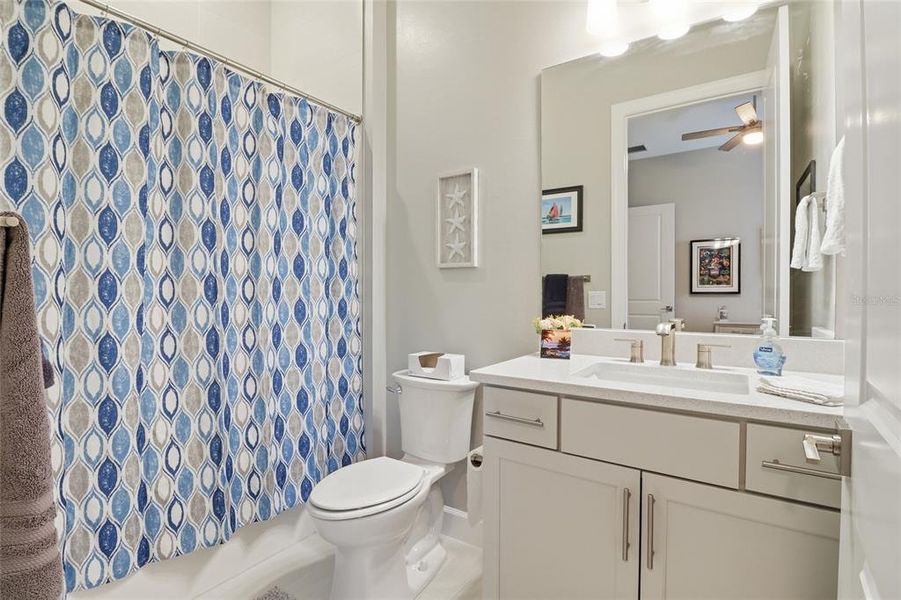 Furnished interior view inside a new home in , Lakewood Ranch (Image 14).