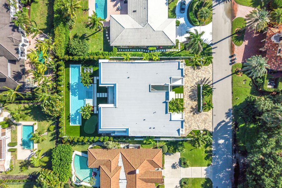 481_Thatch_Palm_Drive_Aerial_04