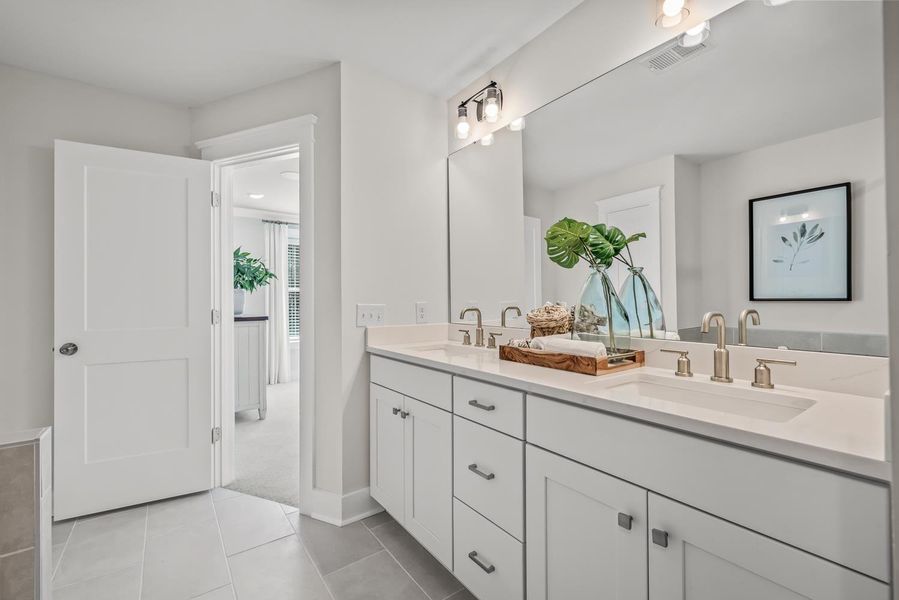 Furnished interior view inside a new home in , Charleston (Image 18).