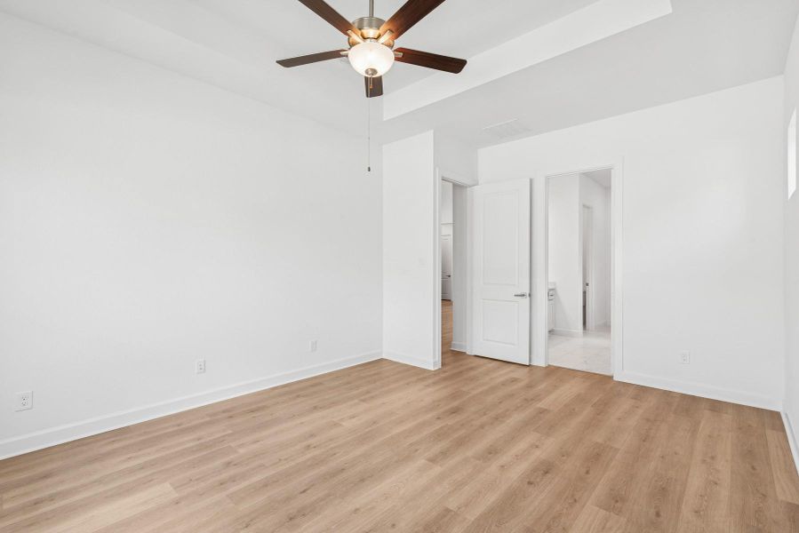 Spacious, unfurnished interior of a new home in Kresston, Magnolia (Image 22). Spacious, unfurnished interior of a new home in Kresston, Magnolia (Image 22).