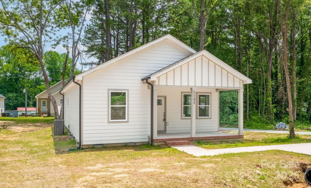 Front exterior of a new home in , Salisbury, NC, highlighting curb appeal (Image 2). Front exterior of a new home in , Salisbury, NC, highlighting curb appeal (Image 2).