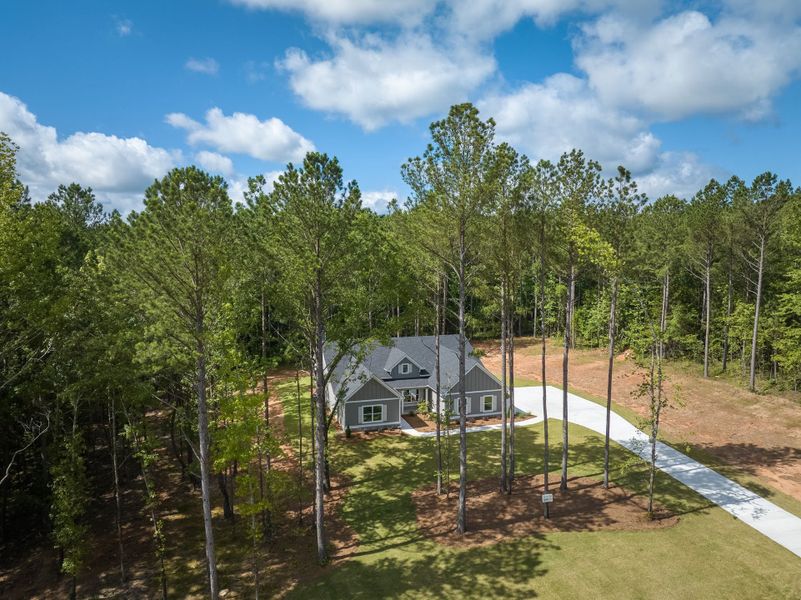 Image 37 of a home in Flint Farms.