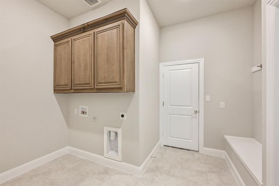 Spacious, unfurnished interior of a new home in The Enclave at Parks of Aledo, Aledo (Image 30). Spacious, unfurnished interior of a new home in The Enclave at Parks of Aledo, Aledo (Image 30).