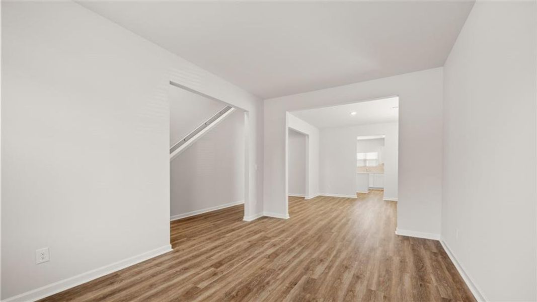 Spacious, unfurnished interior of a new home in Oakchase at Hampton, Hampton (Image 17).