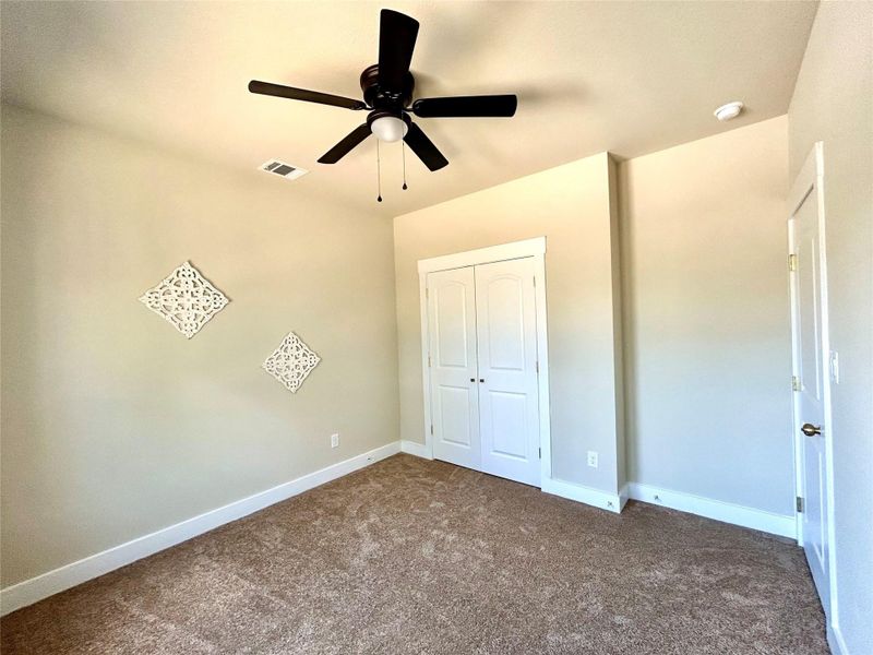Second small bedroom