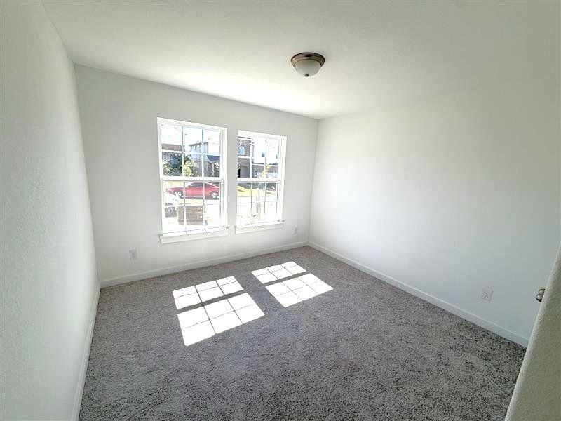 Spacious, unfurnished interior of a new home in Calumet, Jarrell (Image 6).