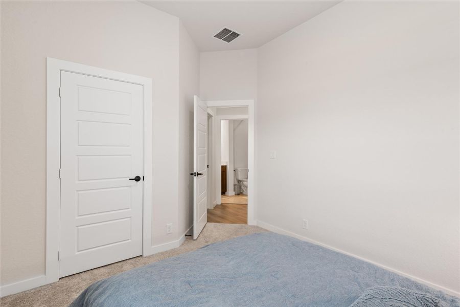 Spacious, unfurnished interior of a new home in Mayfair - Select Garden Series, New Braunfels (Image 25). Spacious, unfurnished interior of a new home in Mayfair - Select Garden Series, New Braunfels (Image 25).