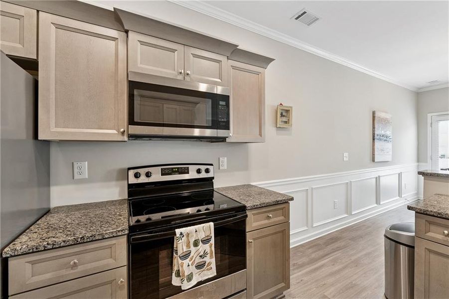 Image 25 of a home in .