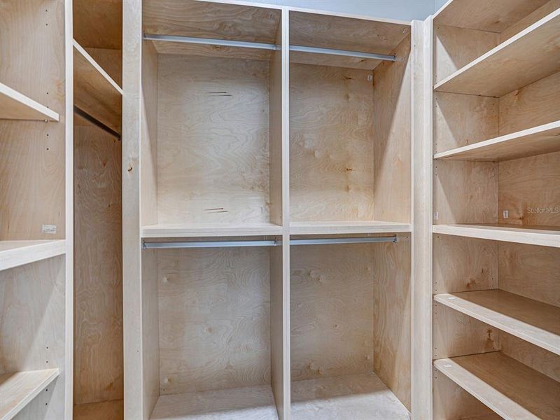 Image 47 of a home in .