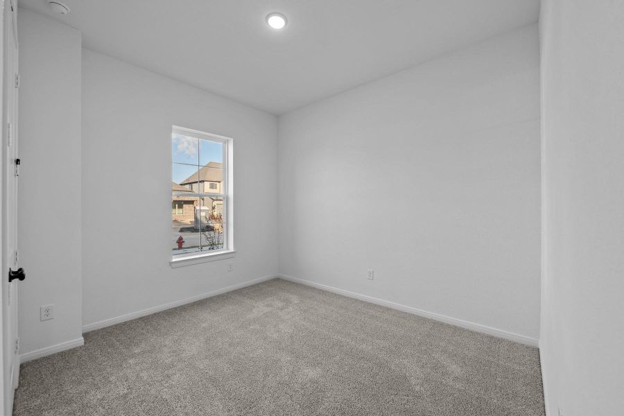 Photo does not represent actual home options and selection. Photo does not represent actual home options and selection. Ask Sales consultant for specific selections.