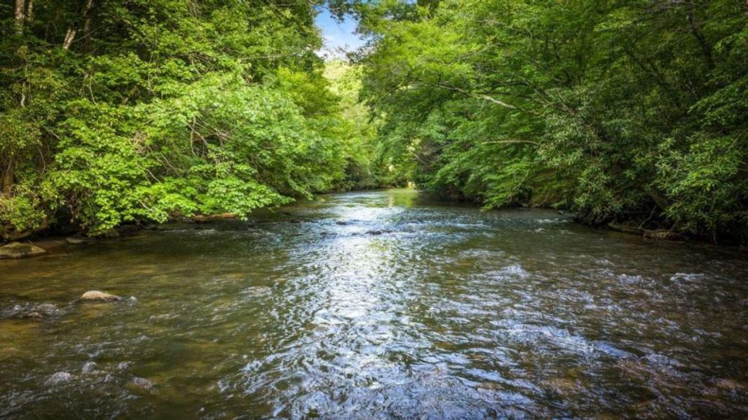 Natural landscape and outdoor views near in McCaysville (Image 57). Natural landscape and outdoor views near in McCaysville (Image 57).