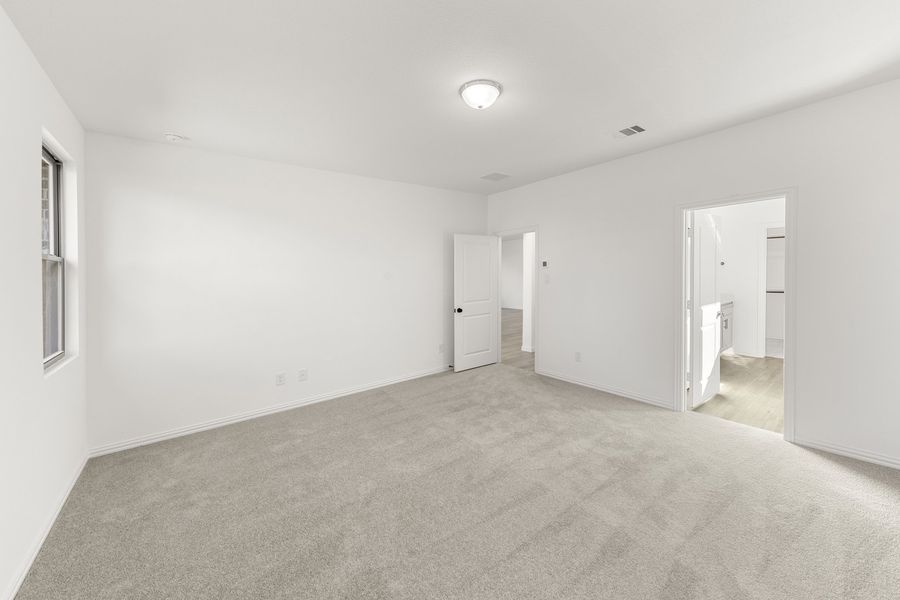 Dakota Home Plan by Ashton Woods