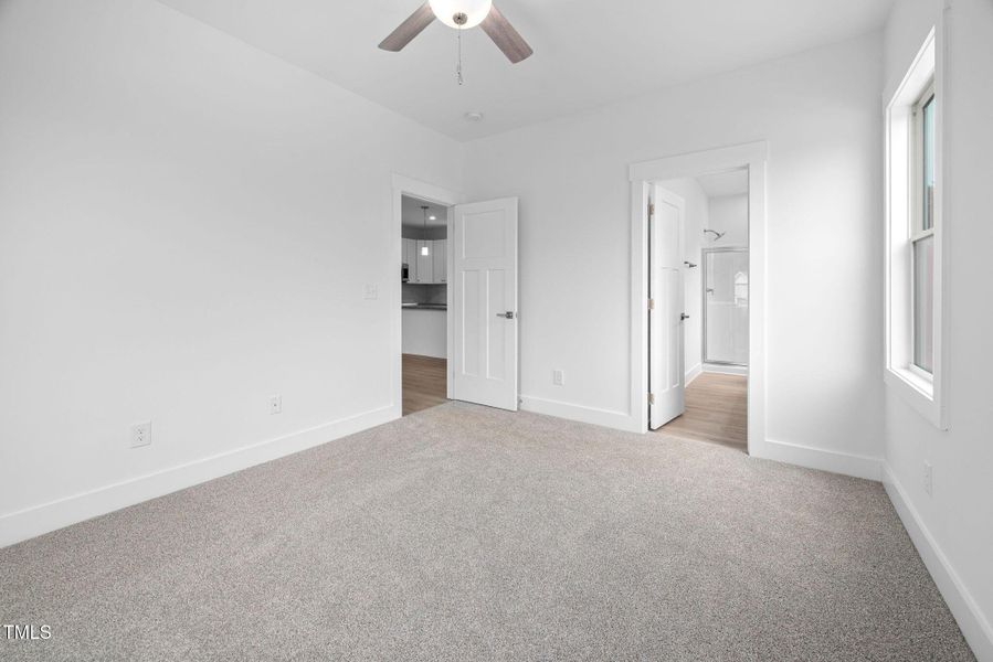 30-web-or-mls-19-southern-village-dr 30-web-or-mls-19-southern-village-dr