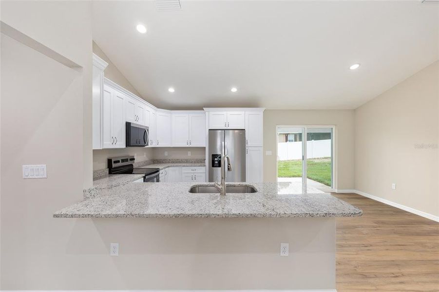 Furnished interior view inside a new home in , Ocklawaha (Image 8).