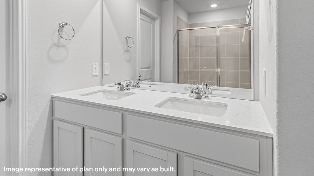 Representative interior finishes for a home built from the The Caden by D.R. Horton in The Birch at Spencer Ranch, Boerne (Image 13).