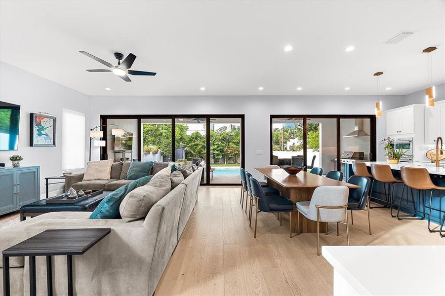 Furnished interior view inside a new home in , Tampa (Image 57).