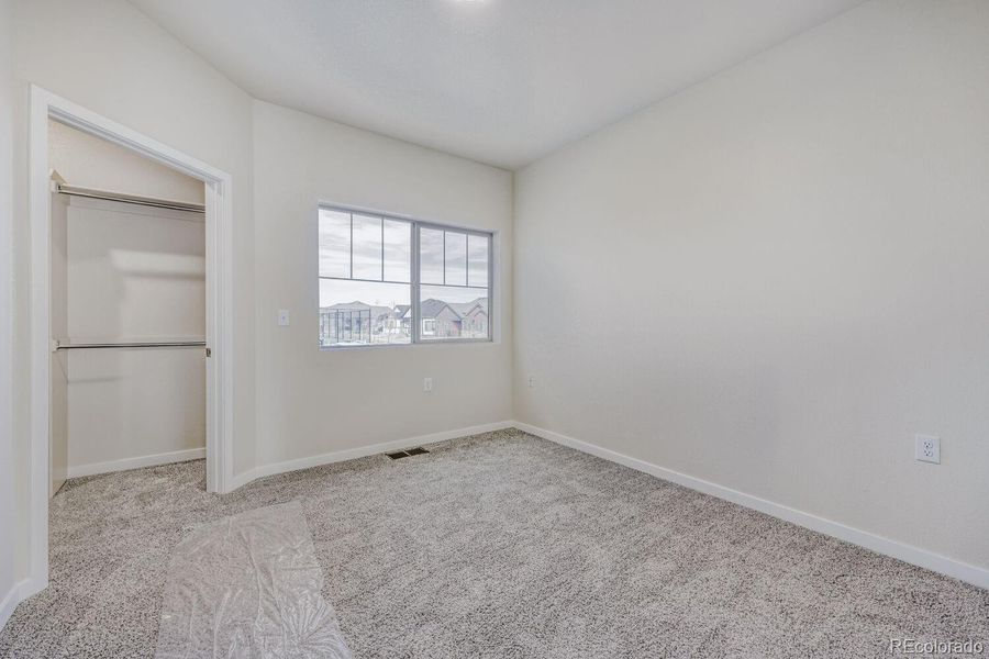 Spacious, unfurnished interior of a new home in Knolls, Westminster (Image 26).