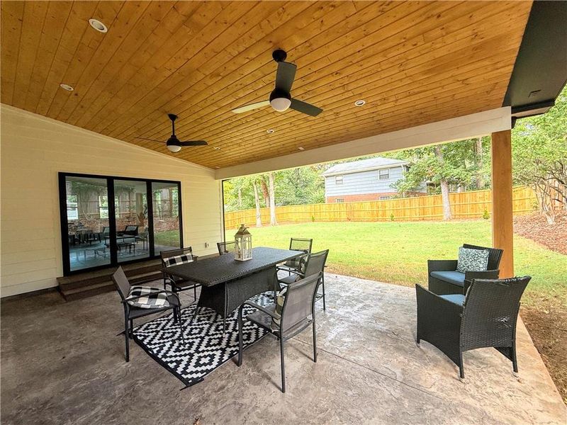 Exterior details and patio area of a home in , Dunwoody (Image 32).