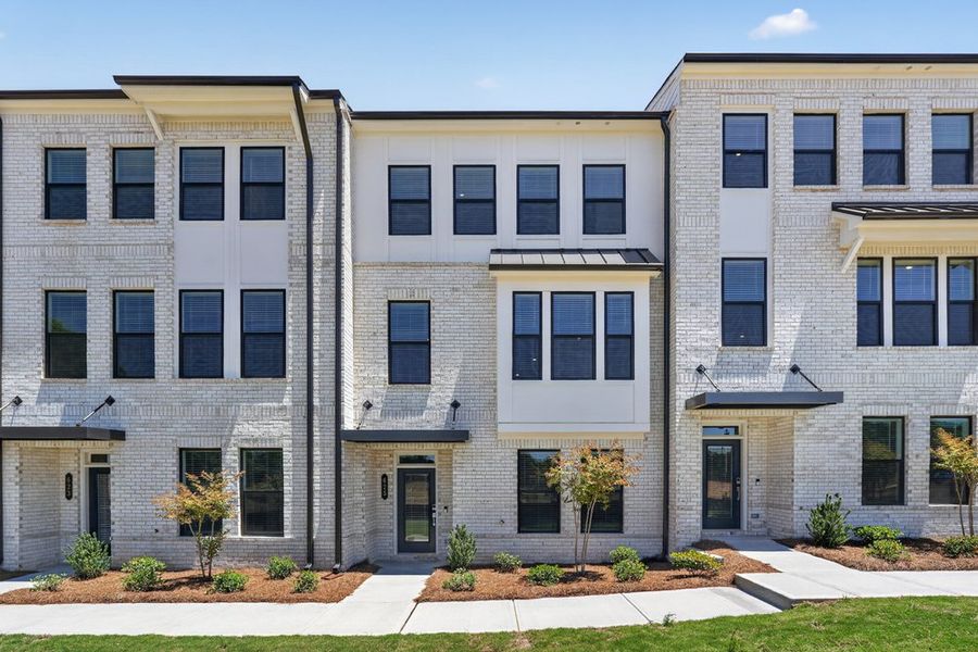 Condo located in Cumming, GA showcasing its design and architecture (Image 3). Condo located in Cumming, GA showcasing its design and architecture (Image 3).