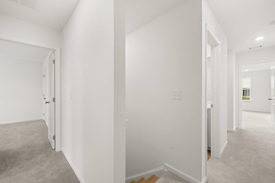 Spacious, unfurnished interior of a new home in Timber Ridge: Timber Ridge 42', Douglasville (Image 29).