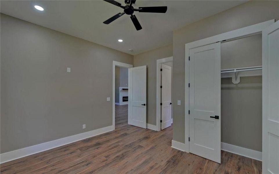Spacious, unfurnished interior of a new home in , Dahlonega (Image 33). Spacious, unfurnished interior of a new home in , Dahlonega (Image 33).