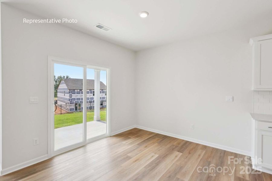 Spacious, unfurnished interior of a new home in Sonoma Hills, Charlotte (Image 16).