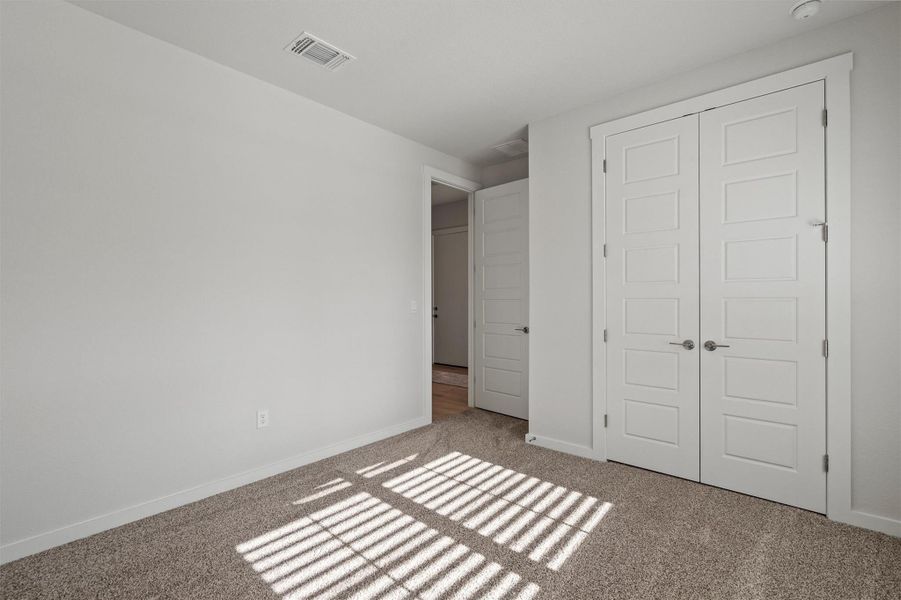 Spacious, unfurnished interior of a new home in Rosenbusch Ranch, Leander (Image 23). Spacious, unfurnished interior of a new home in Rosenbusch Ranch, Leander (Image 23).
