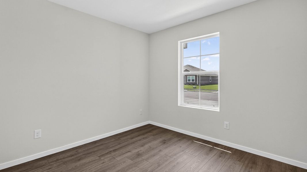 Representative unfurnished interior of a home built from the Alice by D.R. Horton in Waverly Estates, Josephine (Image 15).