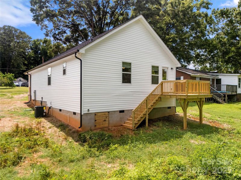 Exterior details and patio area of a home in , Albemarle (Image 18).
