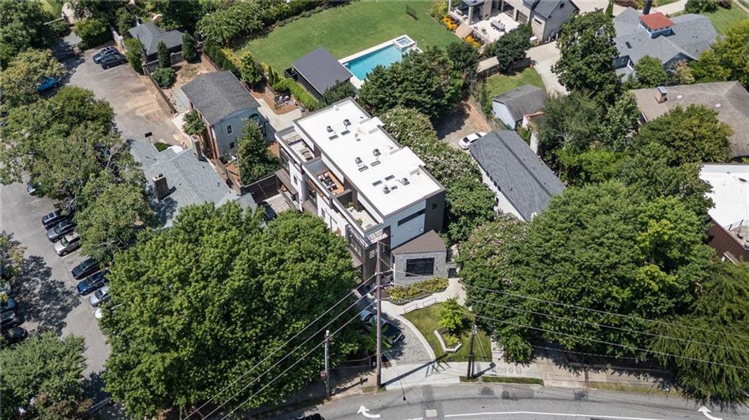 Image 50 of a home in .