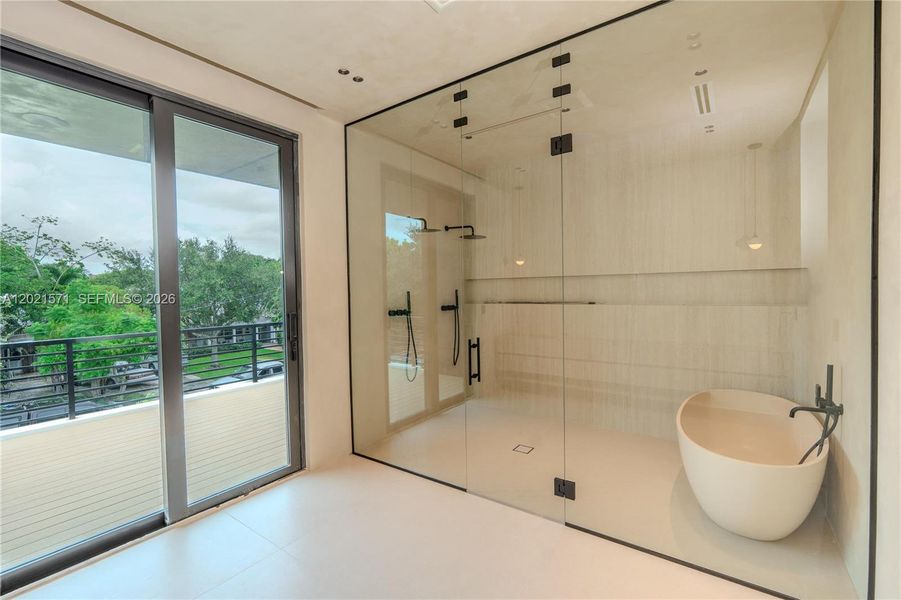 Image 42 of a home in .
