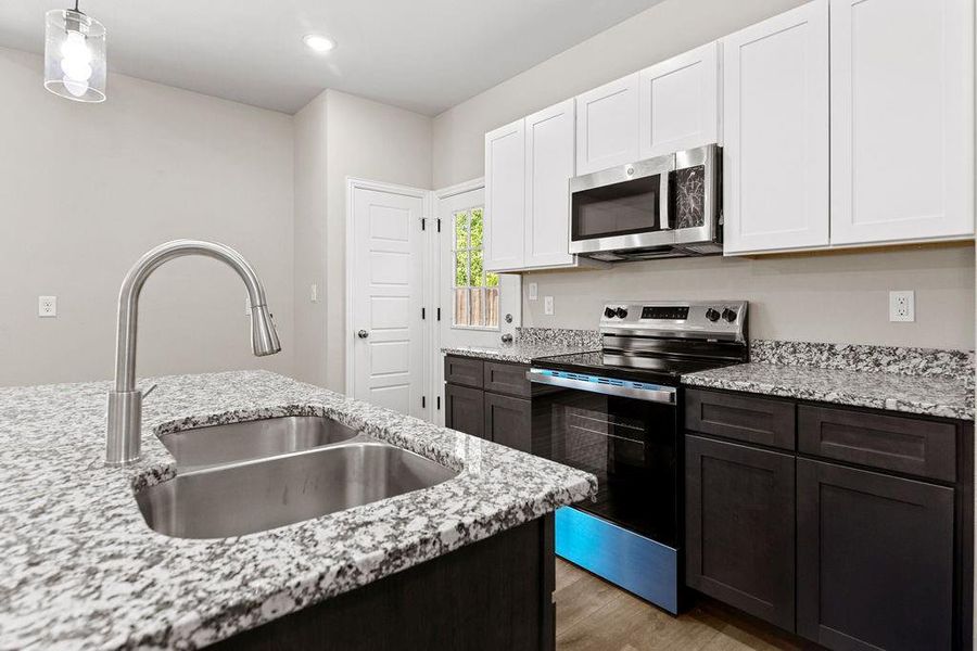 Furnished interior view inside a new home in , Fort Worth (Image 6).
