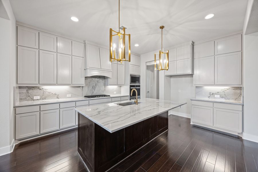 Furnished interior view inside a new home in Tuscan Estates, Waxahachie (Image 3).
