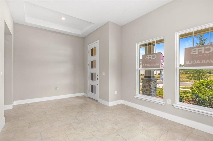 Spacious, unfurnished interior of a new home in Gray Hawk at Hole Two, Daytona Beach (Image 30).