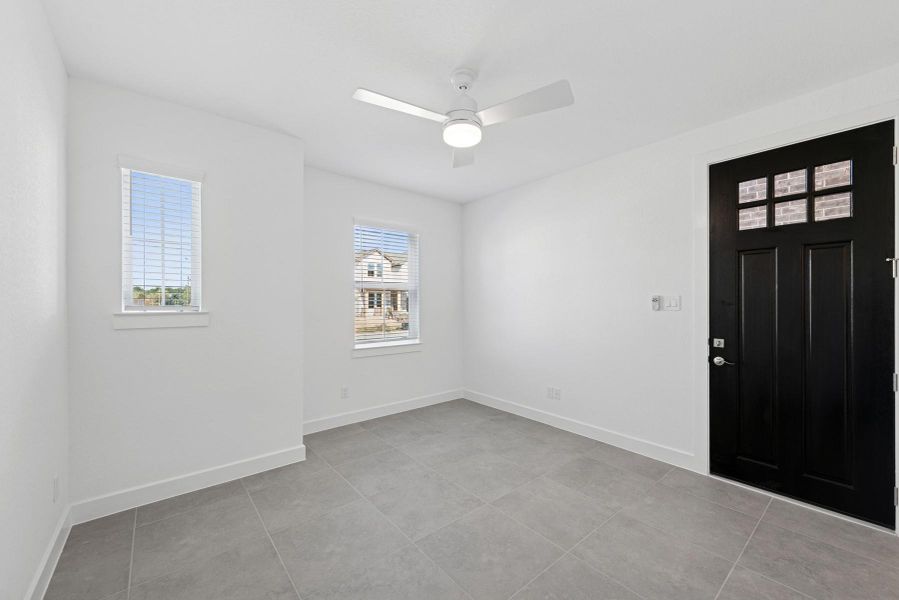 Extra Suite Plus living room with private entrance