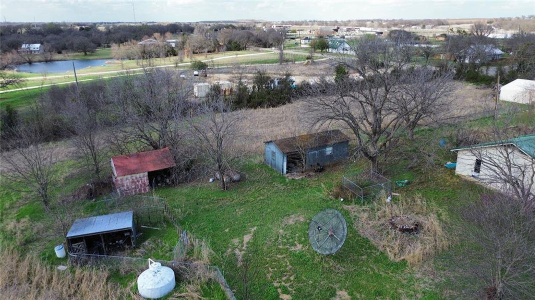 Community amenities in , Grandview (Image 21).