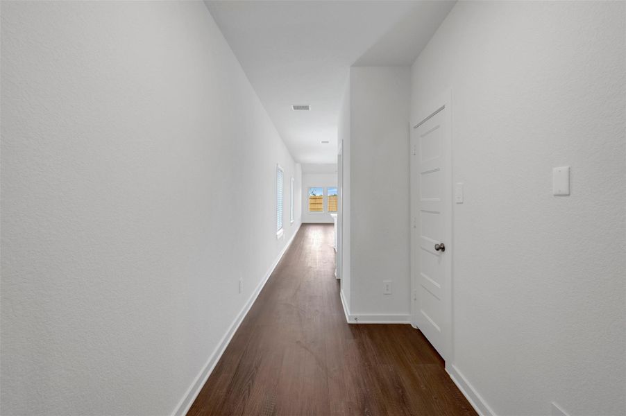 Spacious, unfurnished interior of a new home in Wildrye, Waller (Image 30).