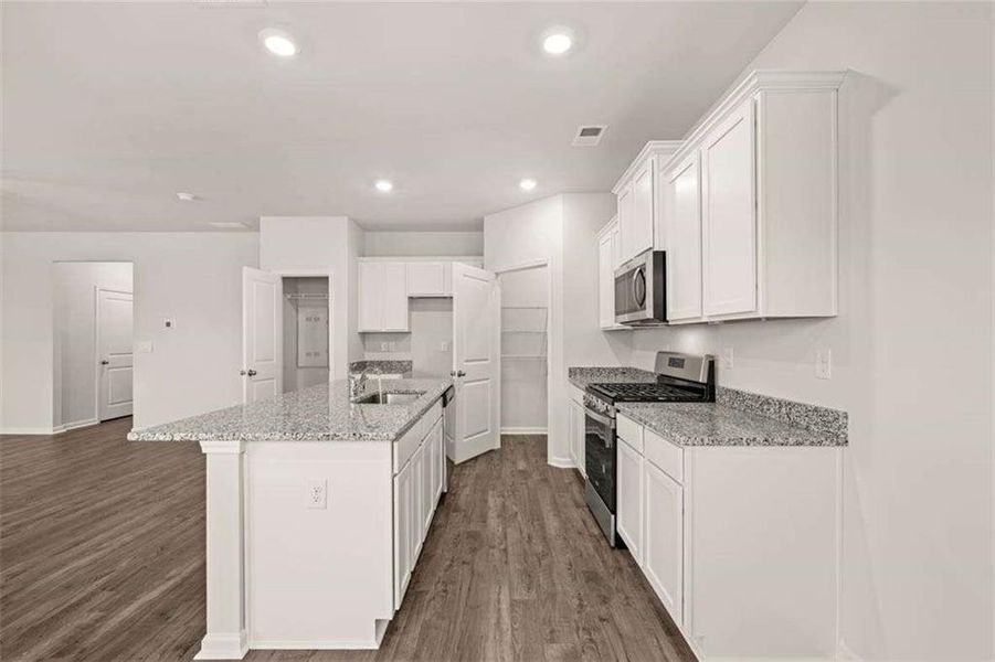 Furnished interior view inside a new home in Poplar Preserve, Newnan (Image 7).