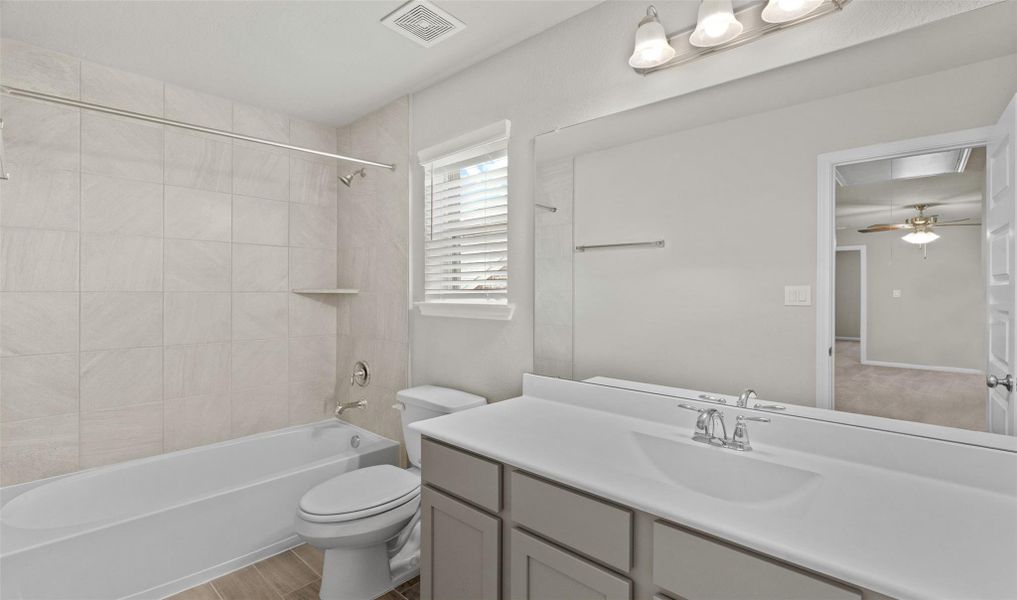 Hall bath (*Photo not of actual home and used for illustration purposes only.) Hall bath (*Photo not of actual home and used for illustration purposes only.)