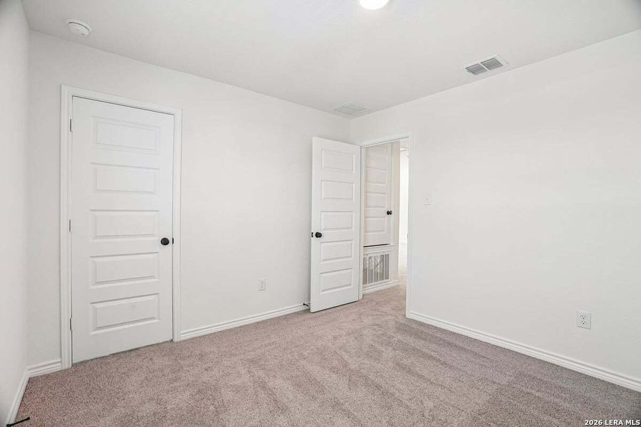 Spacious, unfurnished interior of a new home in Legend Heights - Heritage Collection, New Braunfels (Image 22).