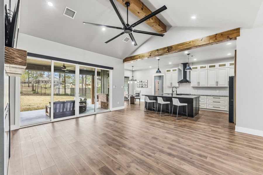 Community amenities in , Huntsville (Image 40).