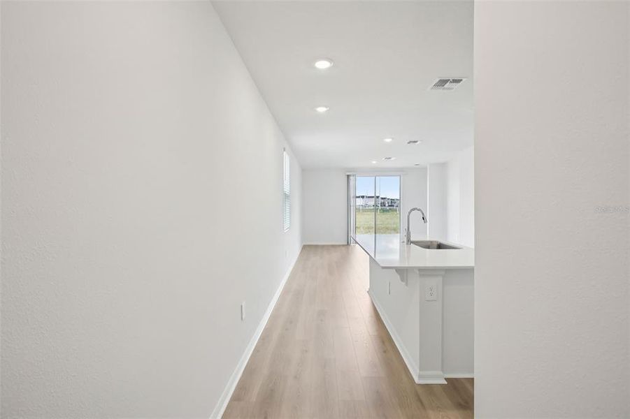 Spacious, unfurnished interior of a new home in Villamar - Classic Series, Winter Haven (Image 16).