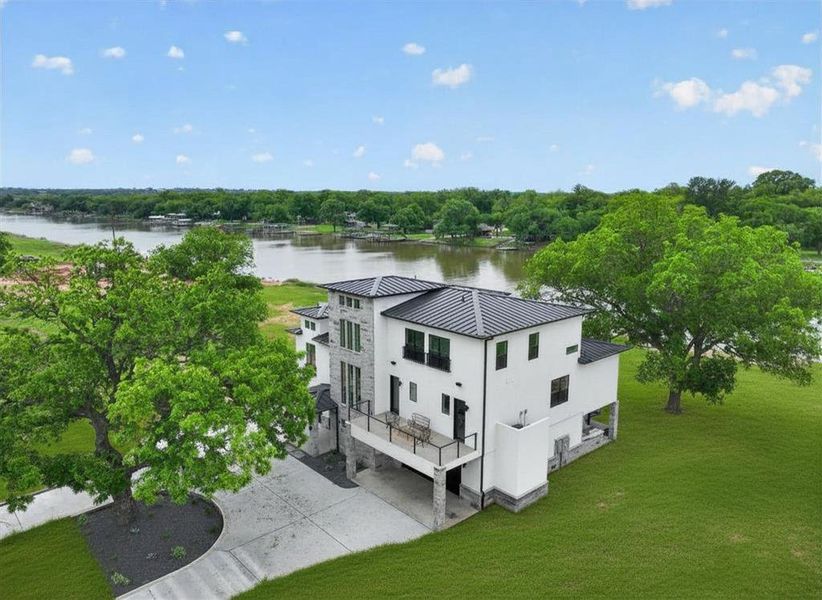 Image 38 of a home in .