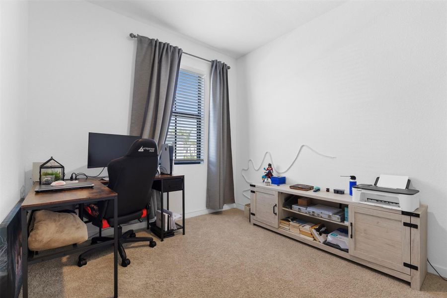 Furnished interior view inside a new home in , Pompano Beach (Image 17).