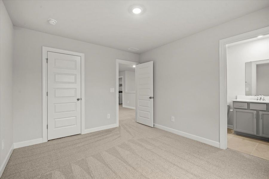Spacious, unfurnished interior of a new home in Maxwell Commons, Easley (Image 22).