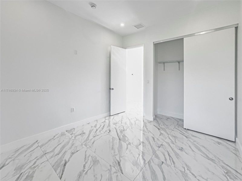 Spacious, unfurnished interior of a new home in , Port St. Lucie (Image 46).