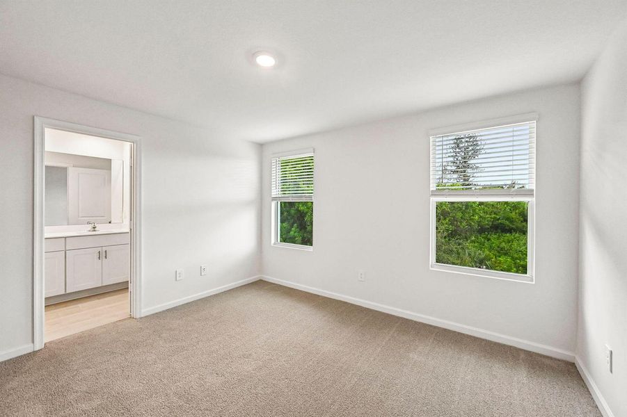 658 Salisbury Cir (25)