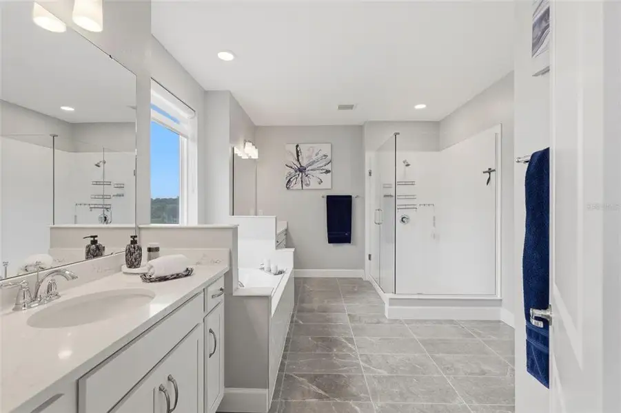 Furnished interior view inside a new home in , Apopka (Image 13).